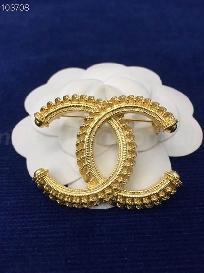 Chanel Brooch 8